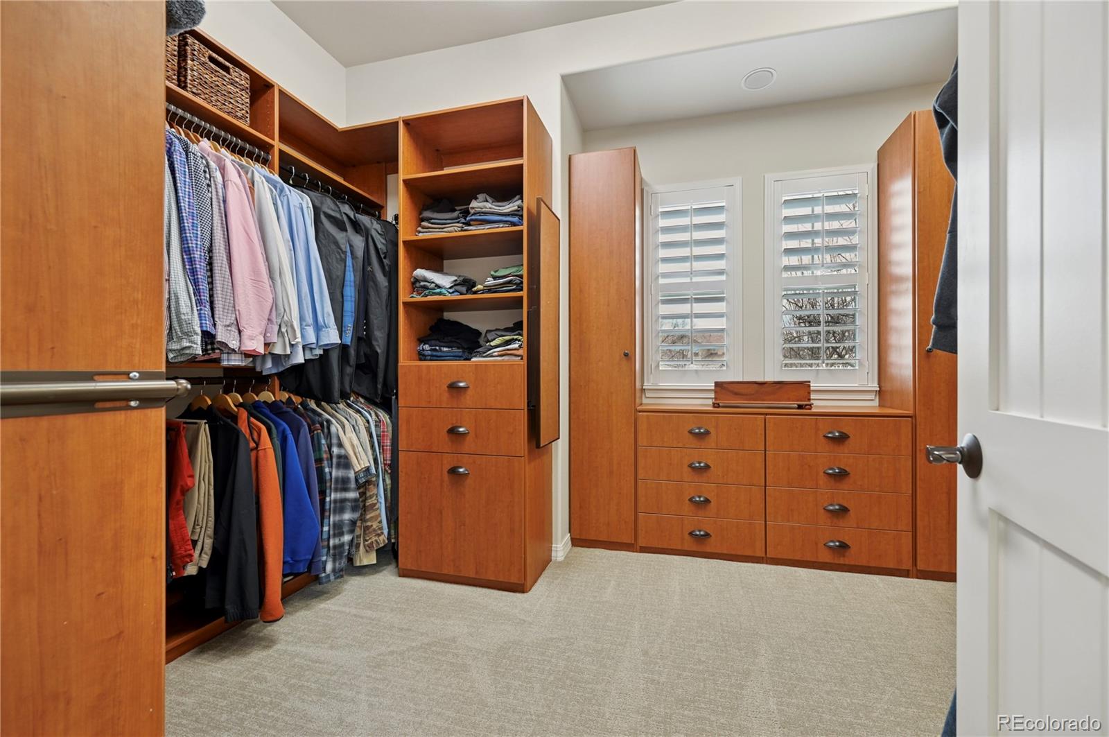 MLS Image #15 for 3020  hollycrest drive,colorado springs, Colorado