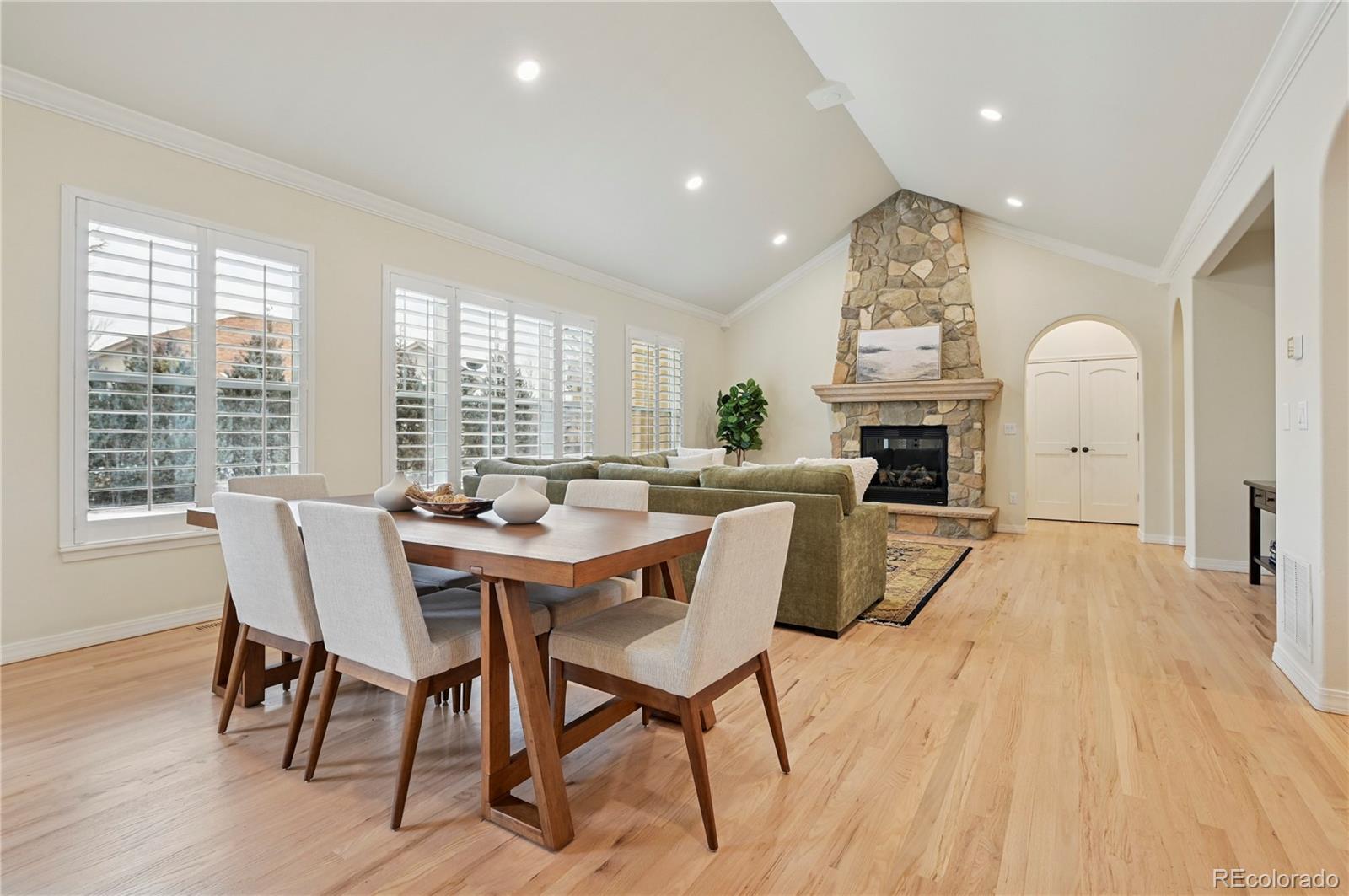 MLS Image #19 for 3020  hollycrest drive,colorado springs, Colorado