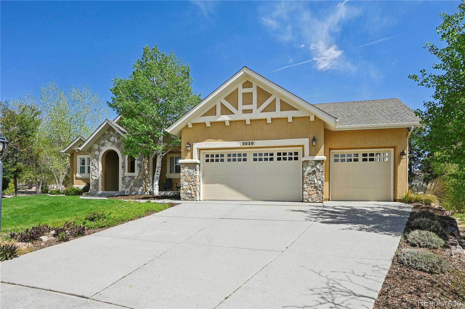 MLS Image #2 for 3020  hollycrest drive,colorado springs, Colorado