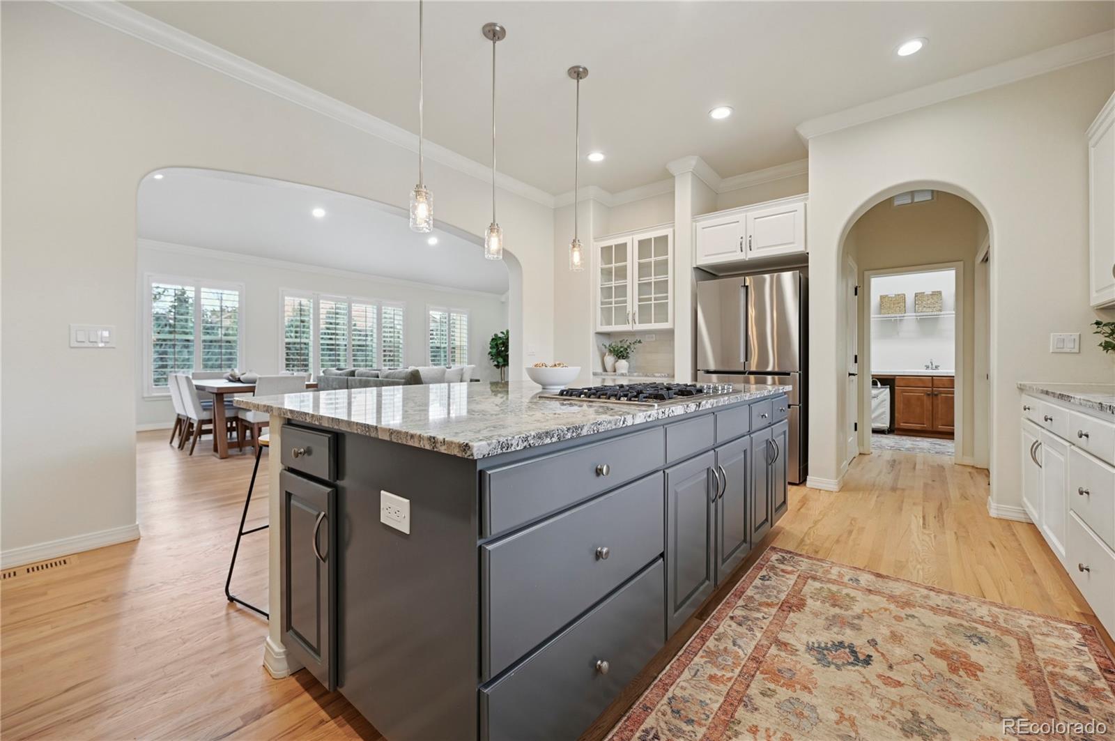 MLS Image #8 for 3020  hollycrest drive,colorado springs, Colorado
