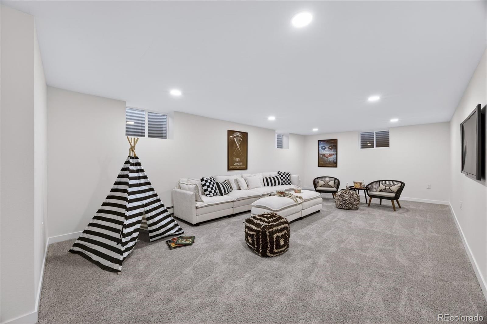 MLS Image #22 for 3005 s race street,denver, Colorado