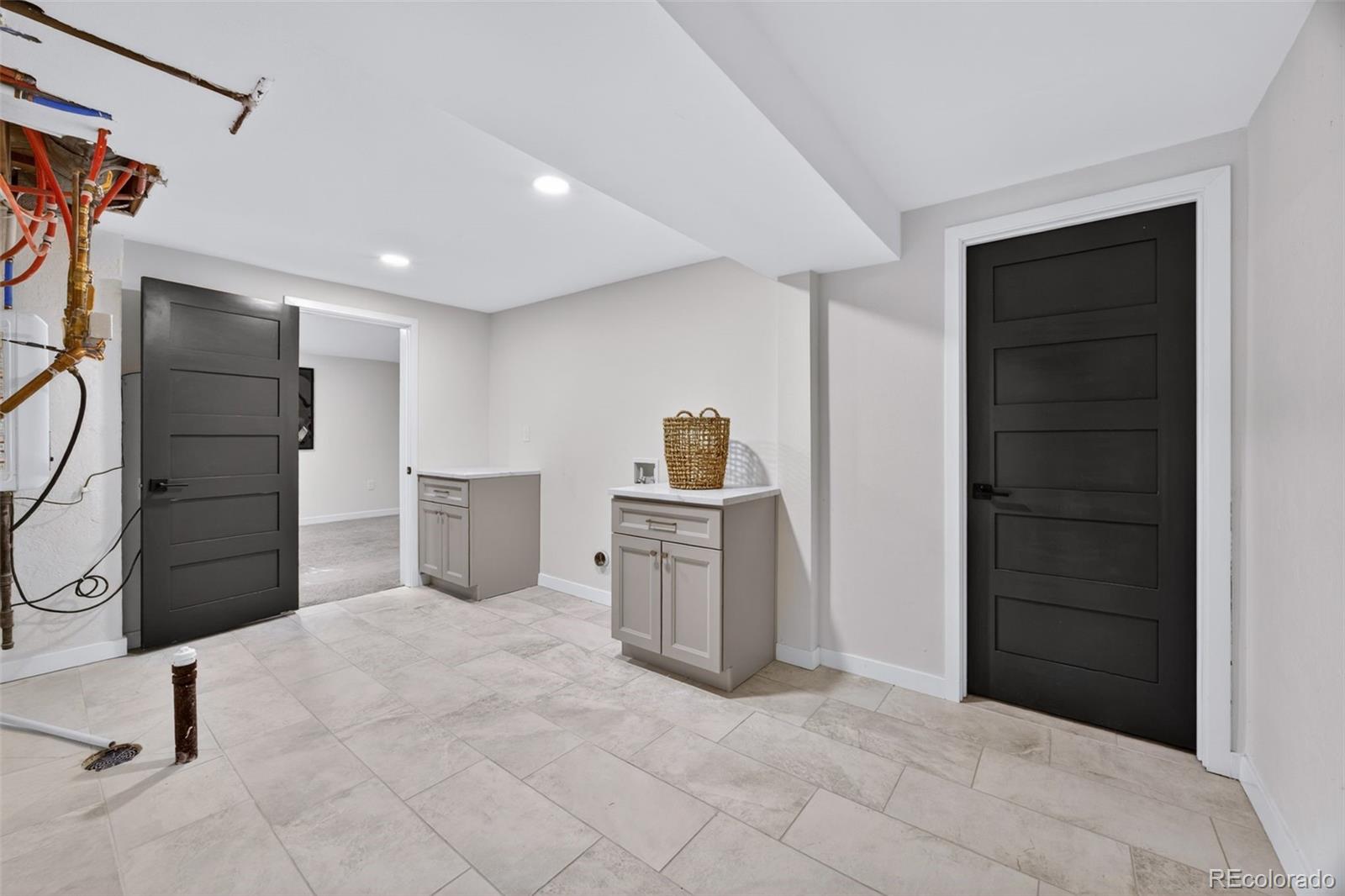 MLS Image #23 for 3005 s race street,denver, Colorado