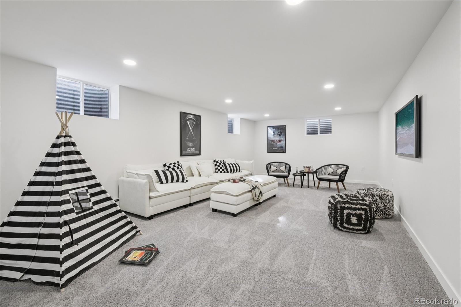 MLS Image #29 for 3005 s race street,denver, Colorado