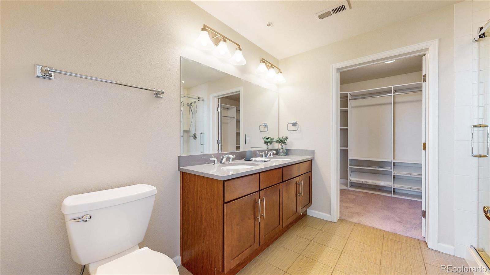 MLS Image #17 for 8185 e lowry boulevard,denver, Colorado