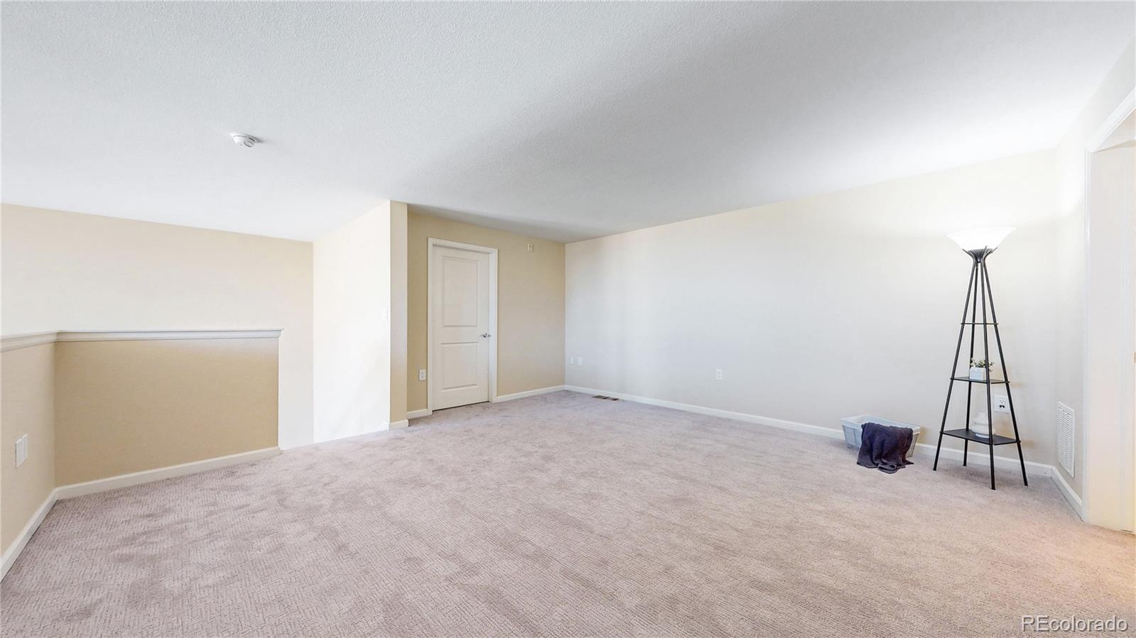 MLS Image #21 for 8185 e lowry boulevard,denver, Colorado