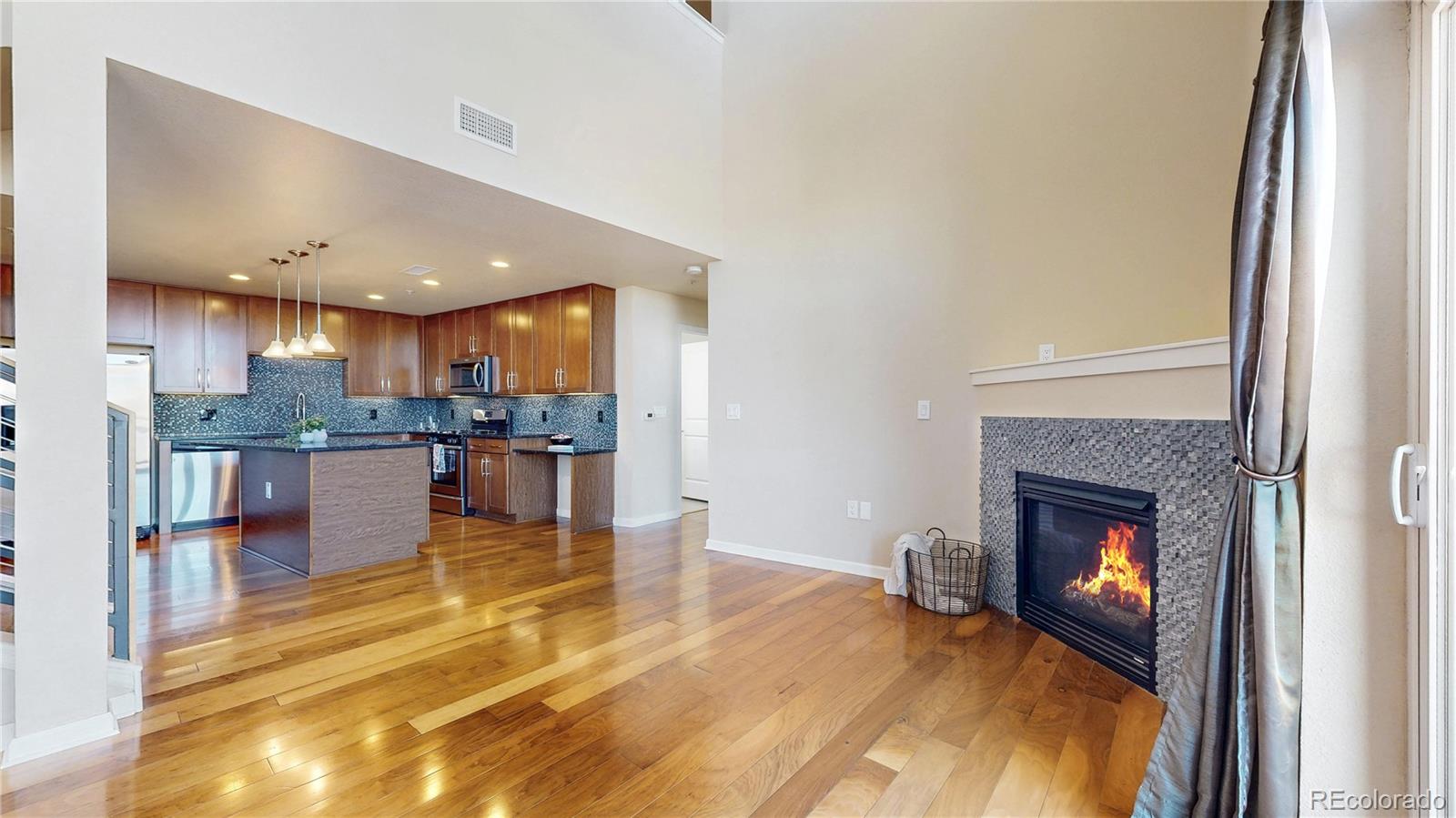 MLS Image #5 for 8185 e lowry boulevard,denver, Colorado