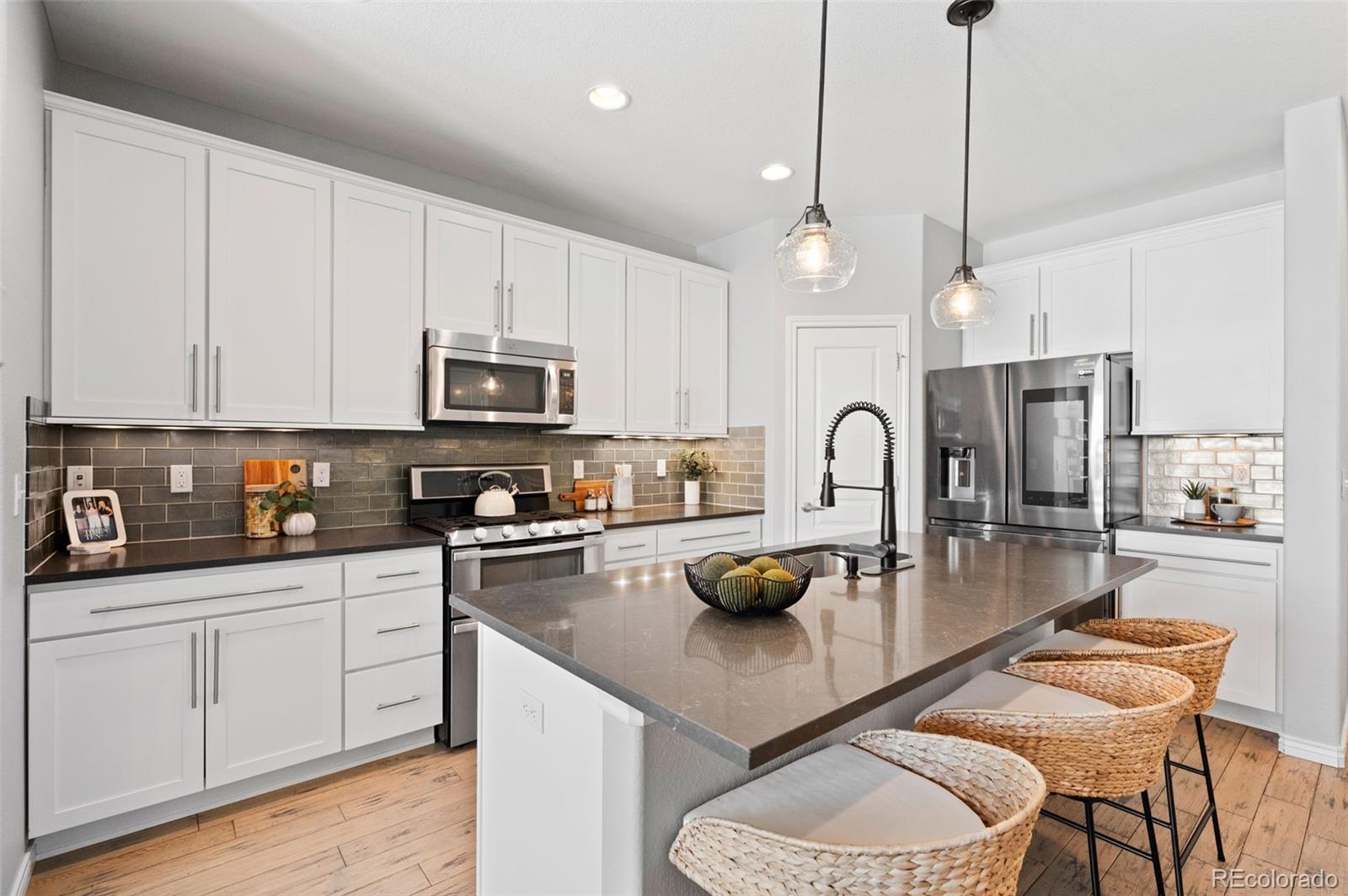 MLS Image #11 for 5864 s taft court,littleton, Colorado