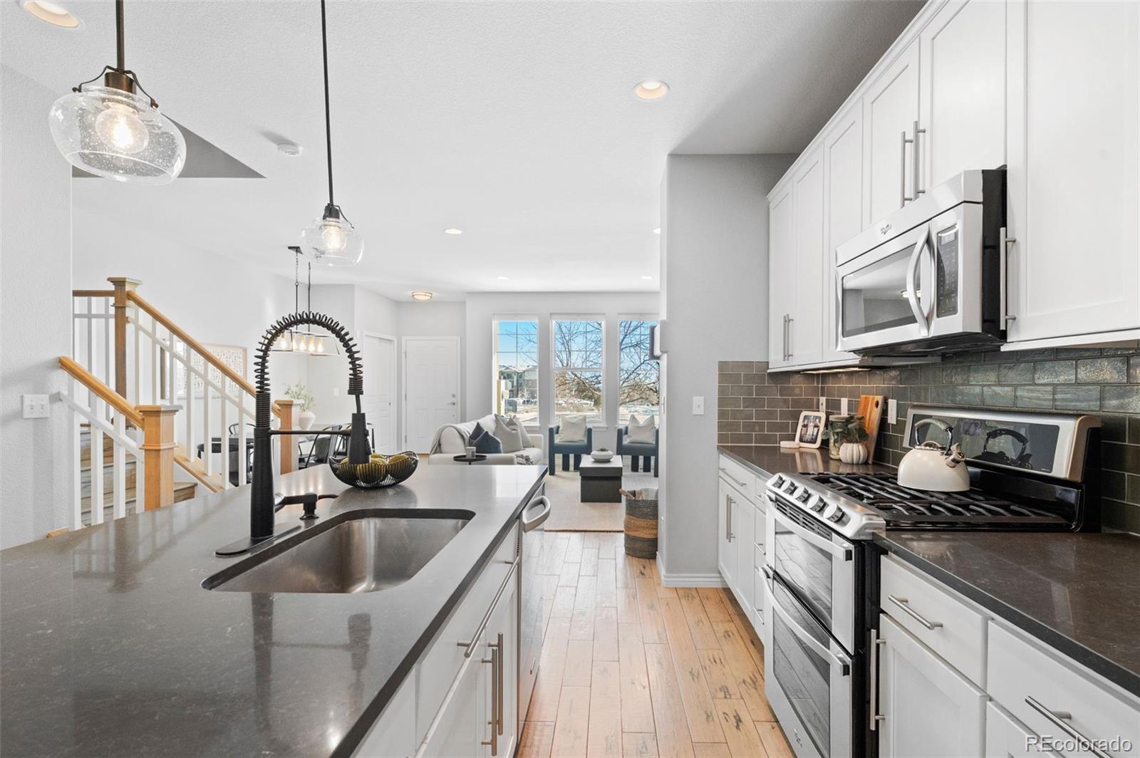 MLS Image #8 for 5864 s taft court,littleton, Colorado
