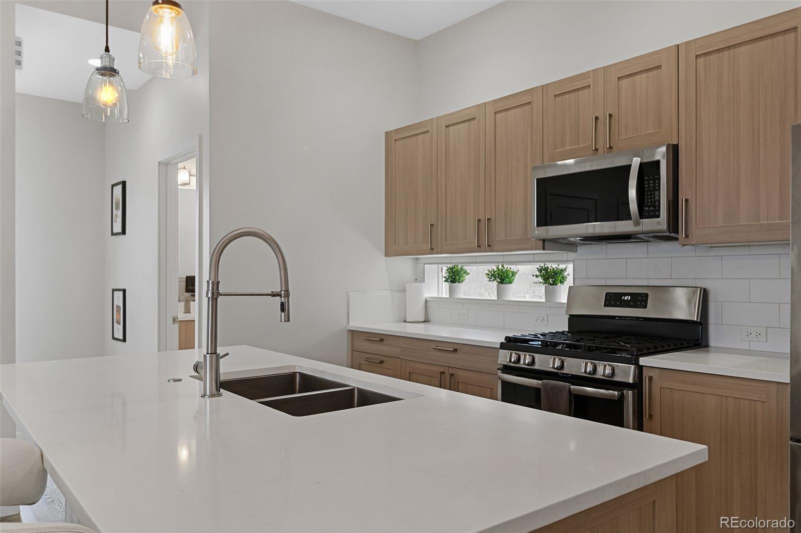 MLS Image #18 for 2922 w 26th avenue,denver, Colorado