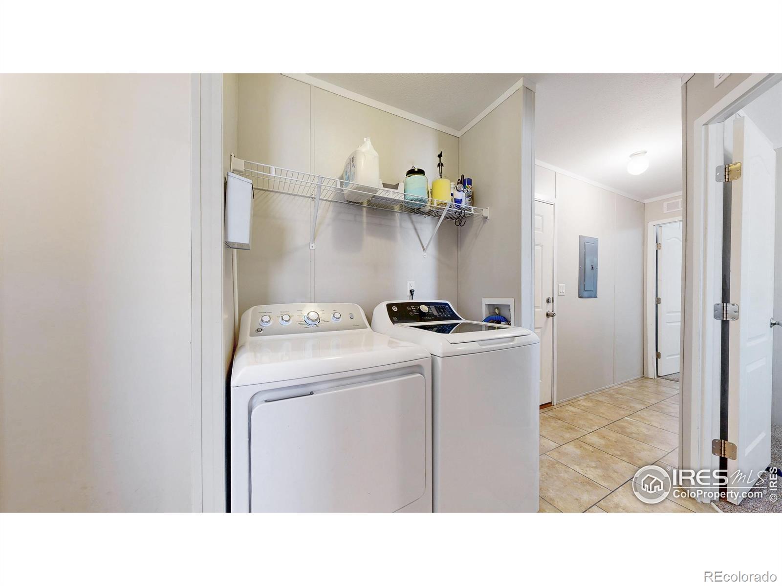 MLS Image #16 for 3077  yarrow circle,evans, Colorado