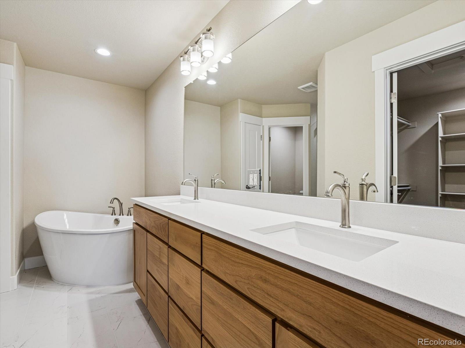 MLS Image #13 for 3643  crested owl court,dacono, Colorado