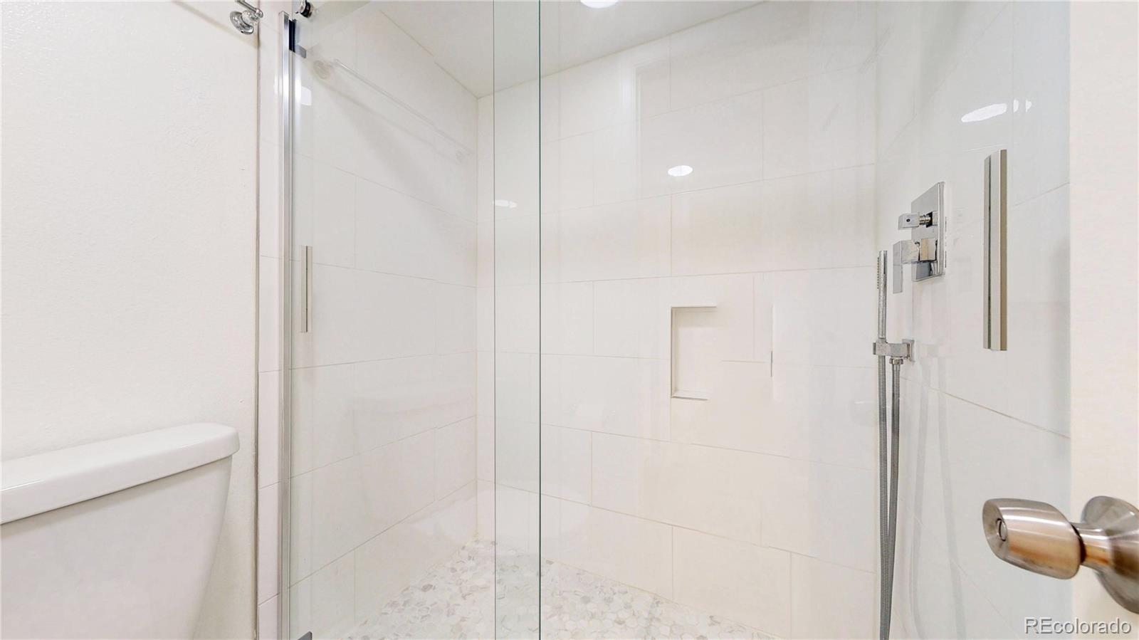 MLS Image #12 for 4320 s andes way,aurora, Colorado