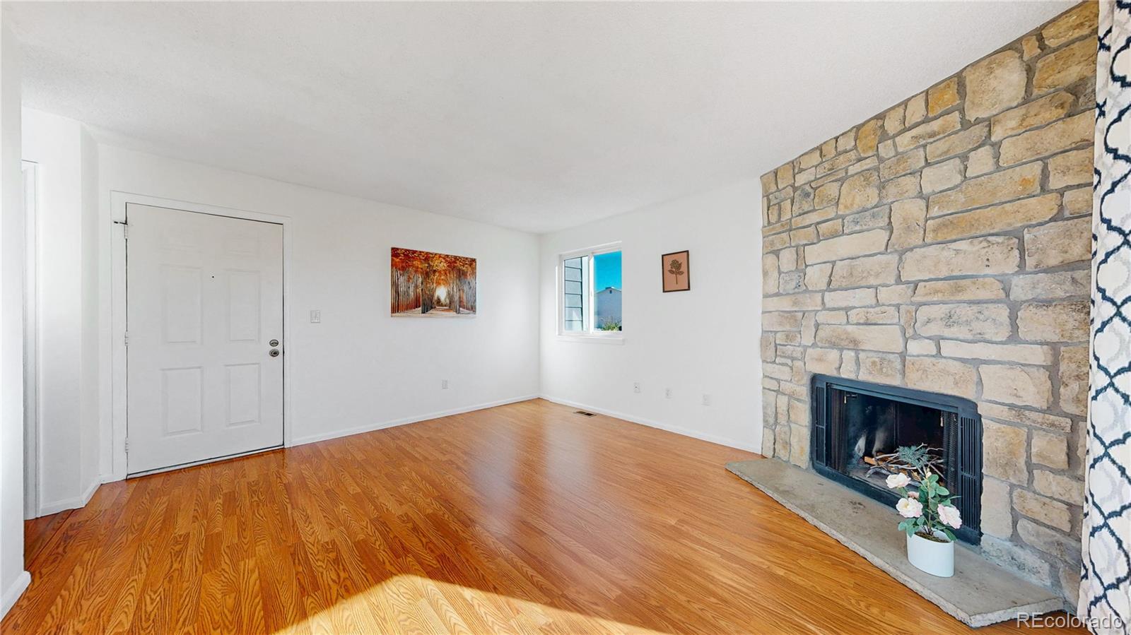MLS Image #3 for 4320 s andes way,aurora, Colorado