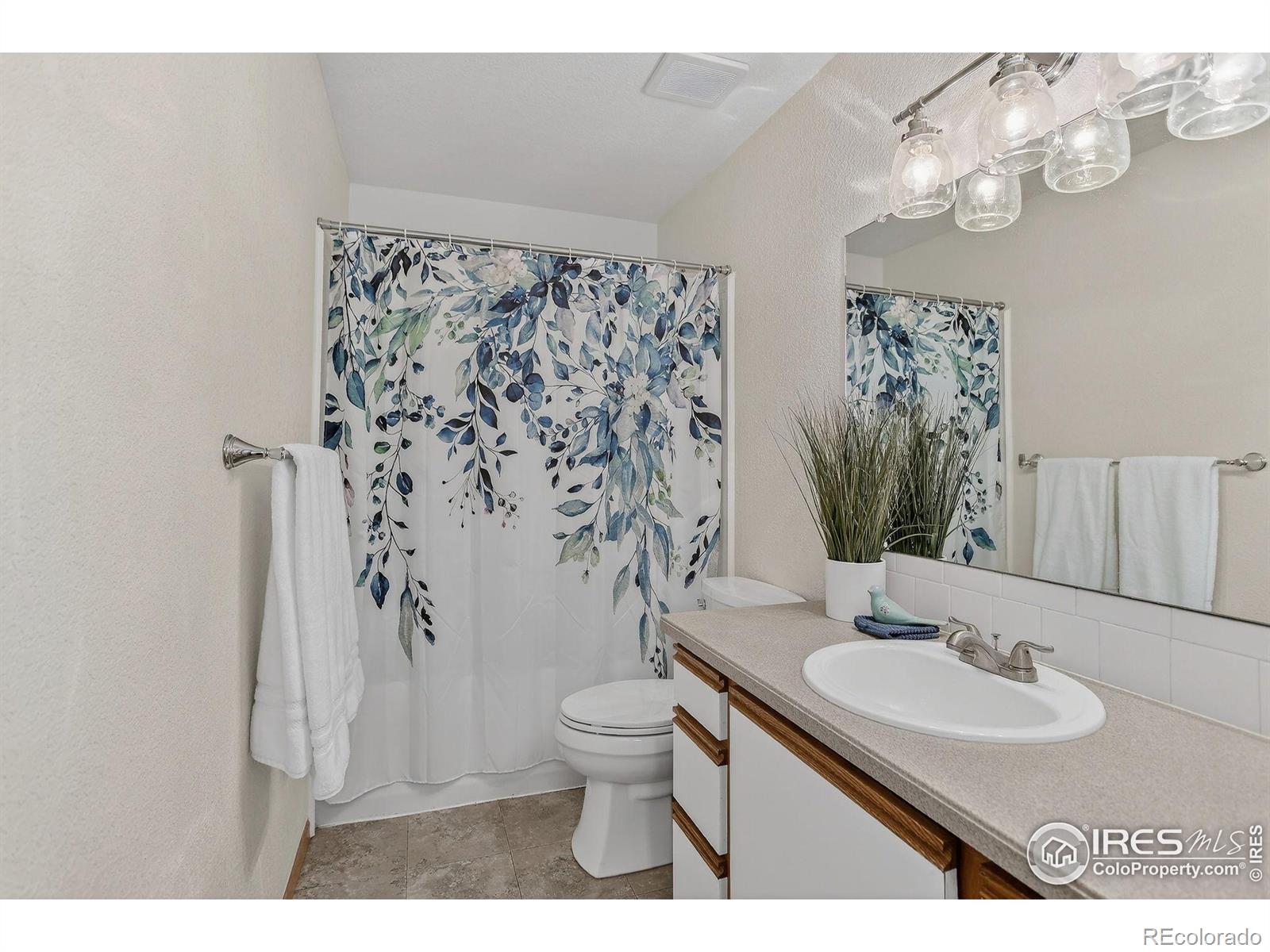 MLS Image #18 for 1506  peacock place,loveland, Colorado