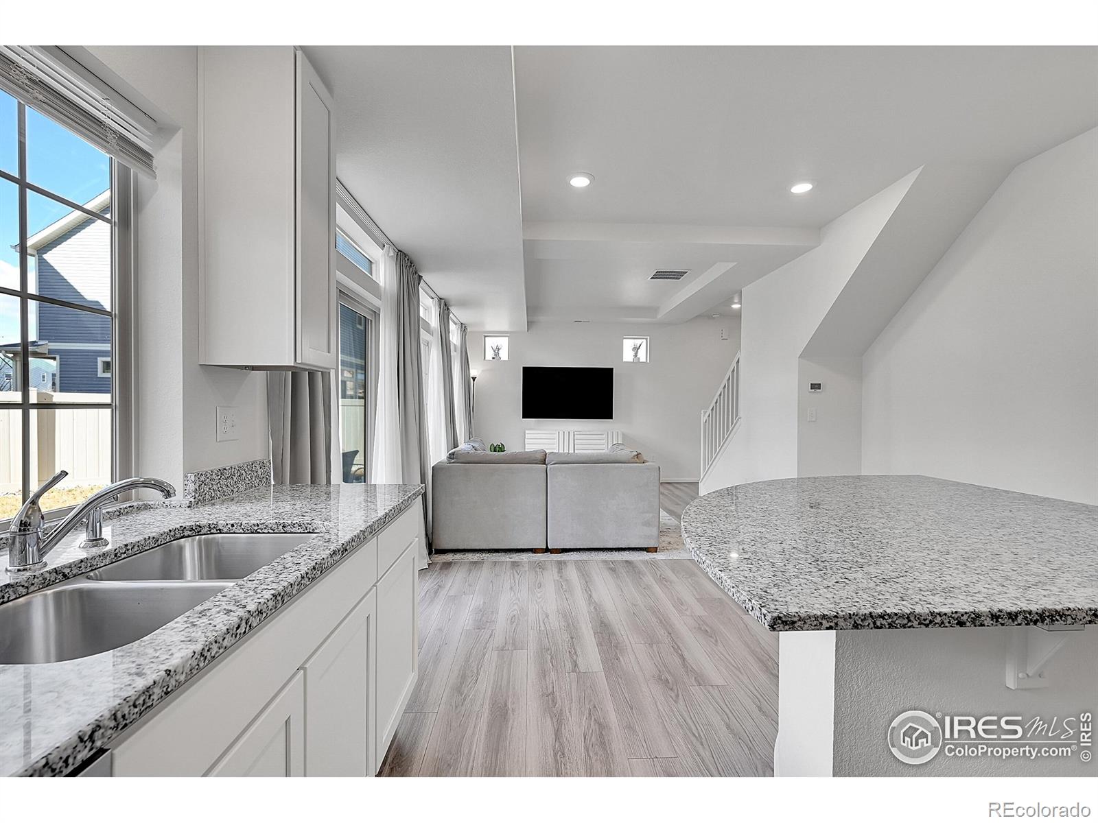 MLS Image #5 for 3576  streamwood drive,johnstown, Colorado