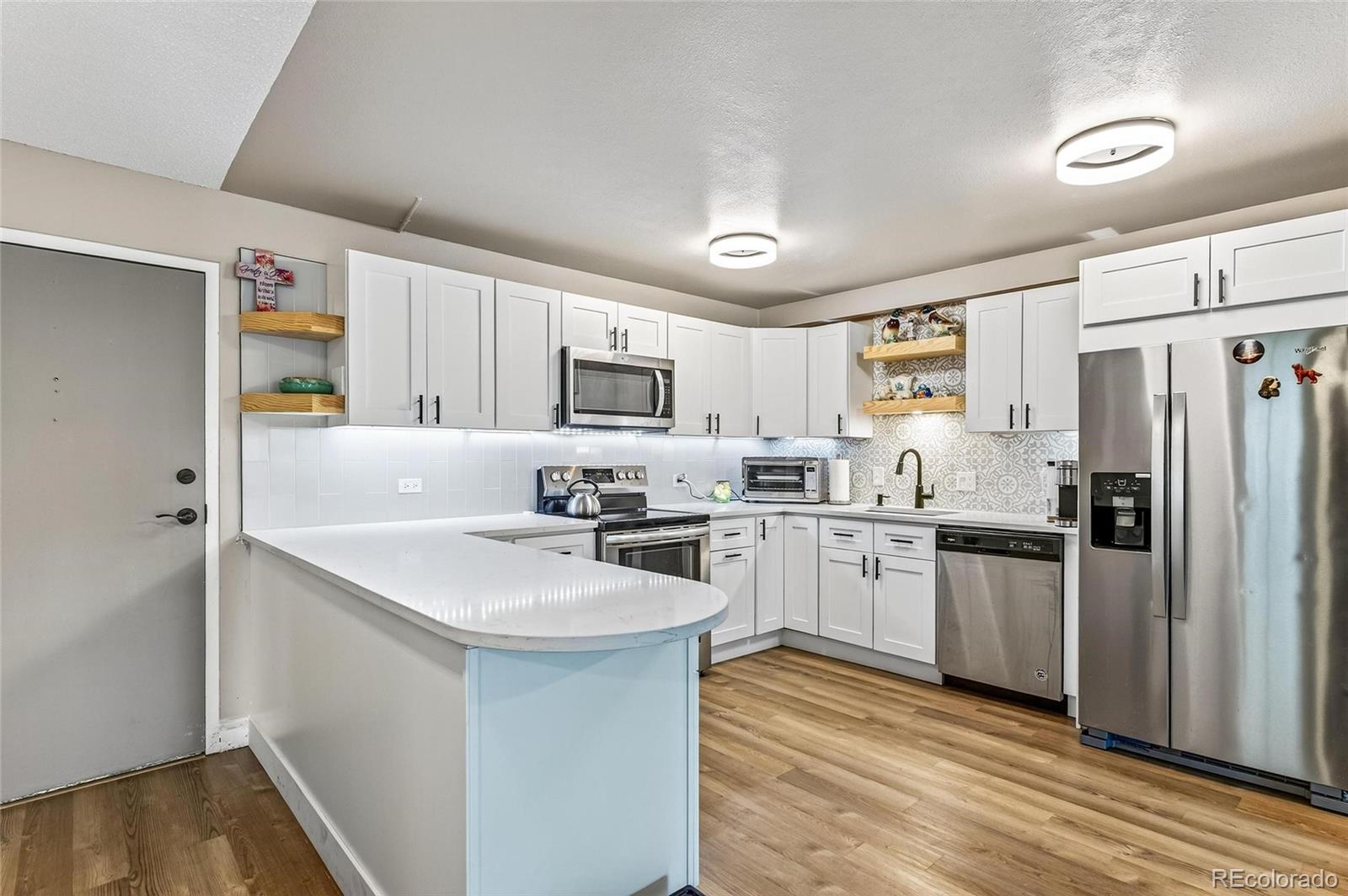 MLS Image #1 for 650 s clinton street 2a,denver, Colorado