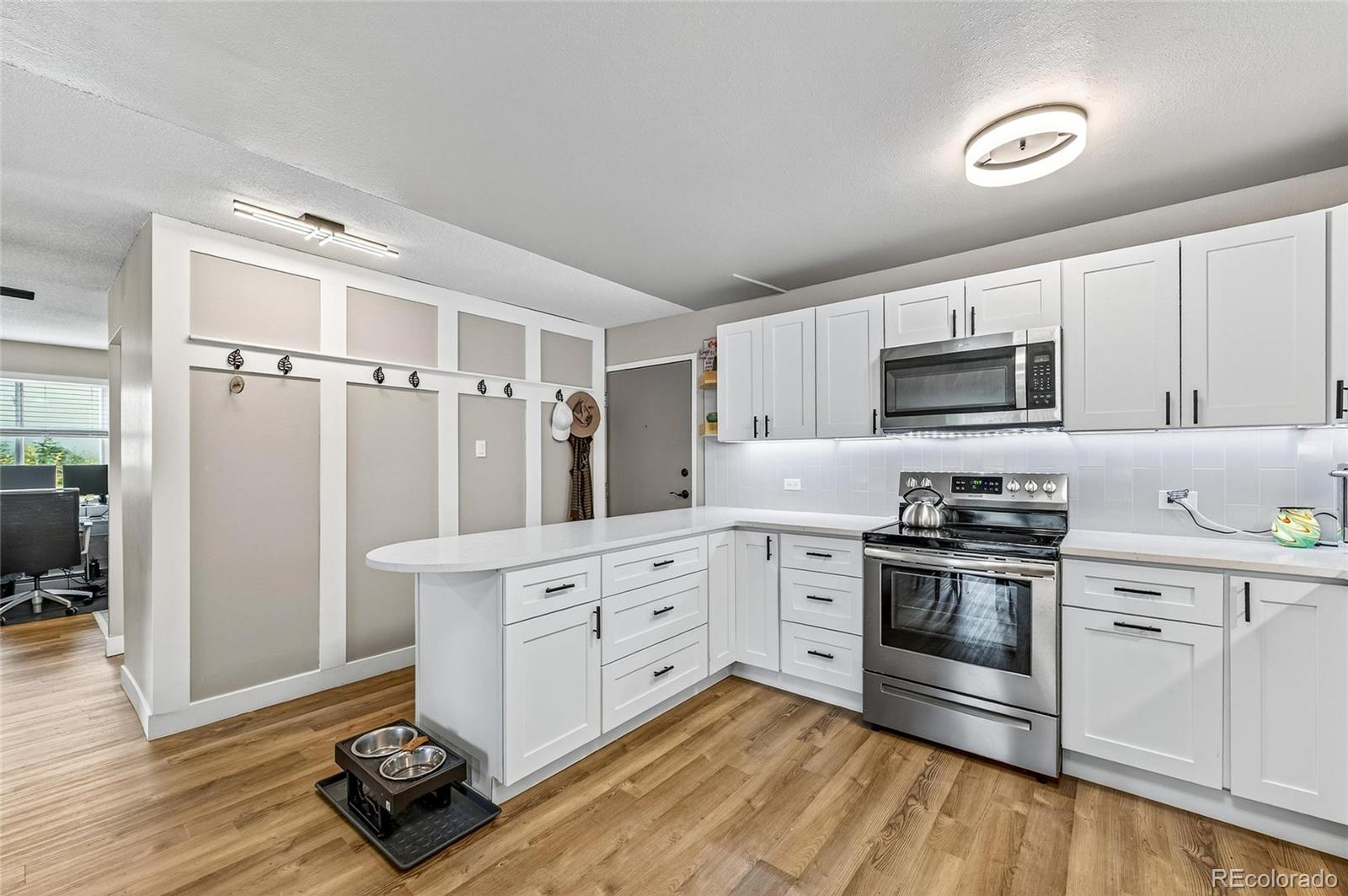 MLS Image #4 for 650 s clinton street 2a,denver, Colorado
