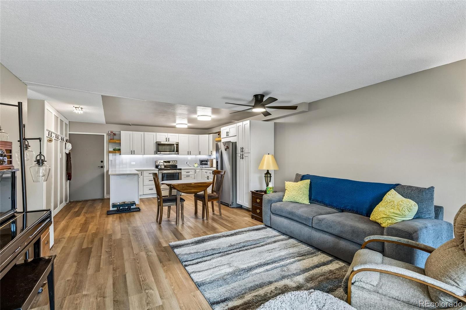 MLS Image #6 for 650 s clinton street 2a,denver, Colorado
