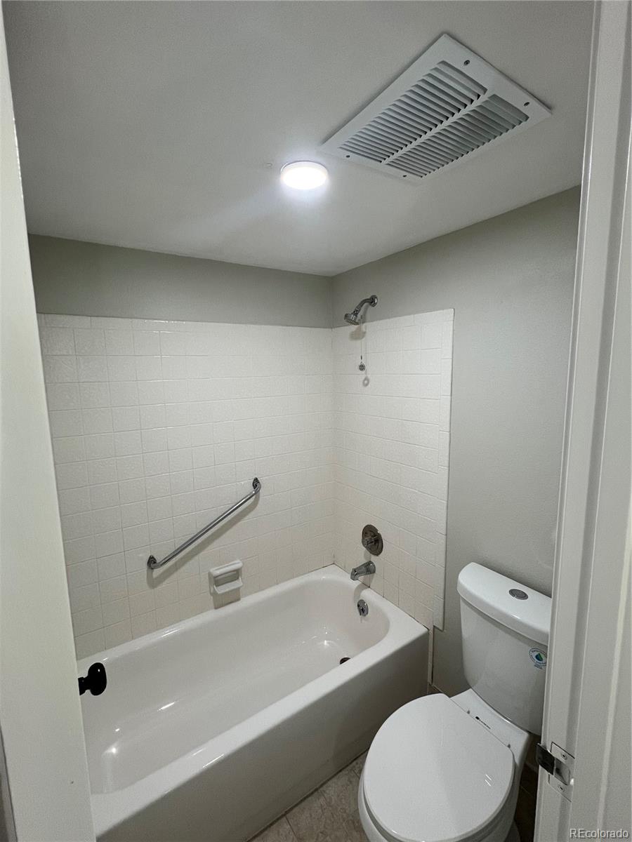 MLS Image #20 for 2880 s locust street 507s,denver, Colorado