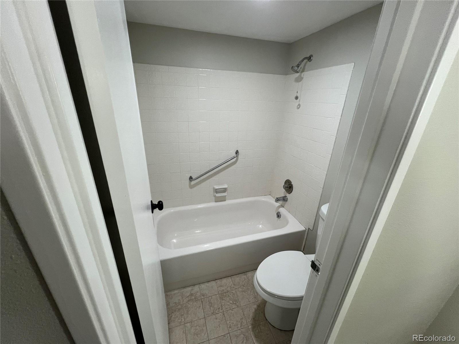 MLS Image #21 for 2880 s locust street 507s,denver, Colorado