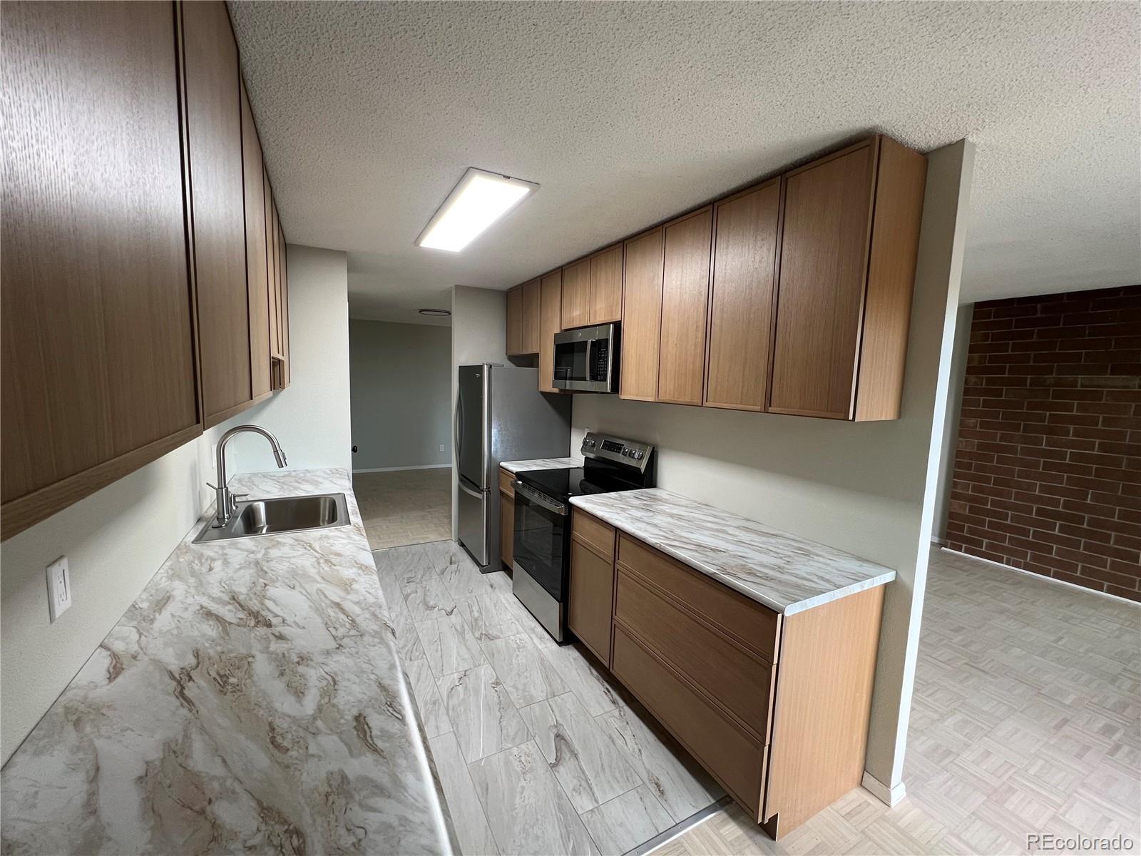 MLS Image #4 for 2880 s locust street 507s,denver, Colorado