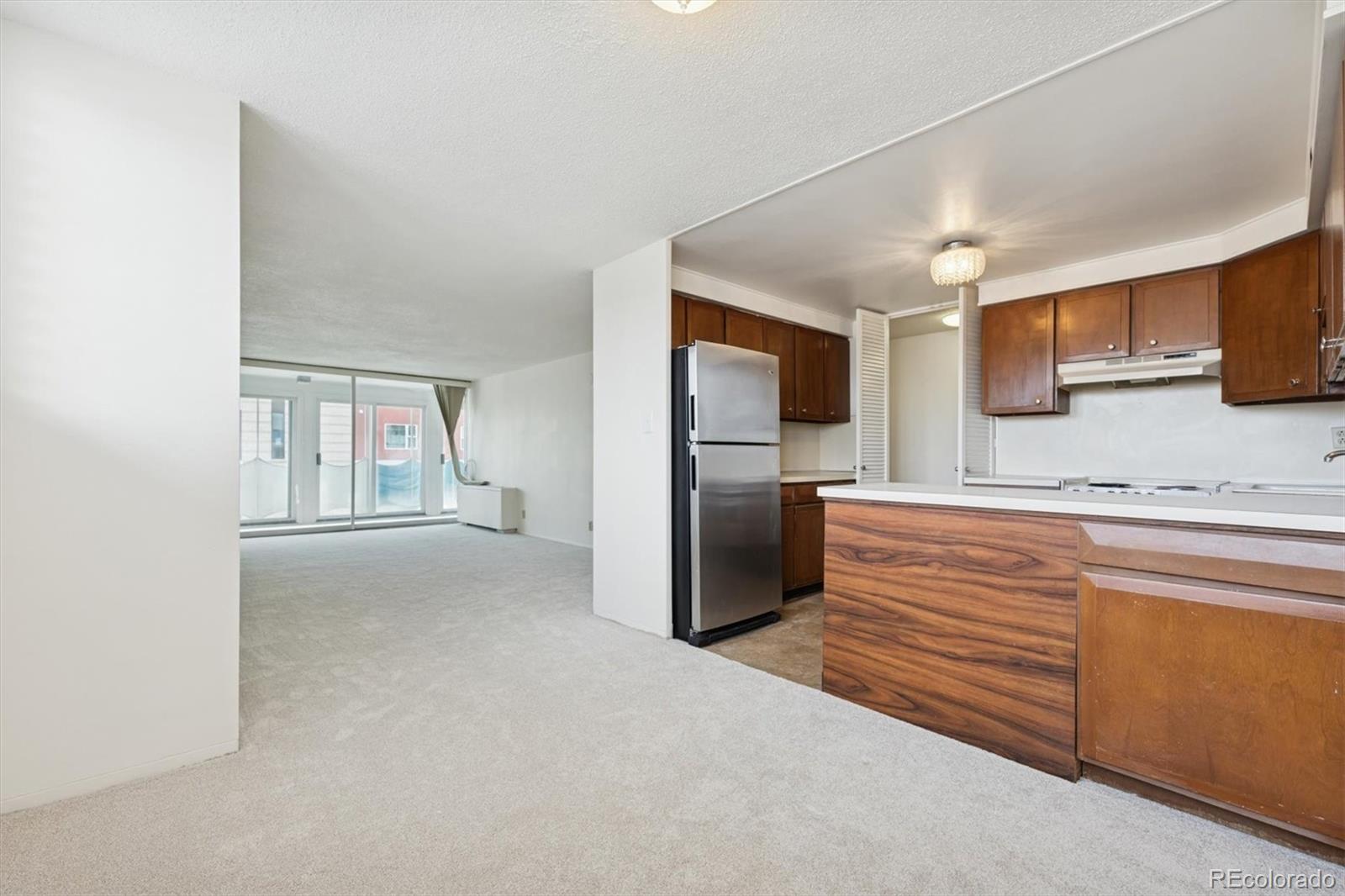 MLS Image #7 for 1155 n ash street,denver, Colorado