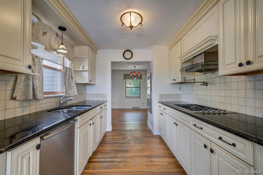 MLS Image #12 for 7293 w lakeside drive,littleton, Colorado