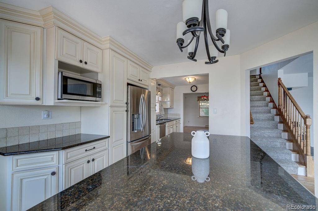 MLS Image #9 for 7293 w lakeside drive,littleton, Colorado