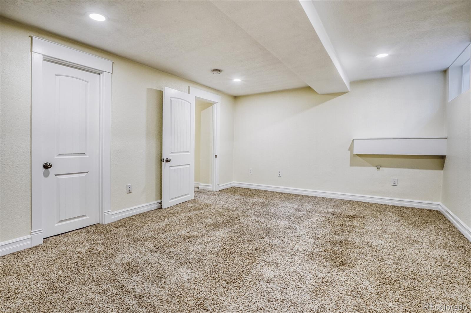 MLS Image #19 for 3639 s bannock street,englewood, Colorado