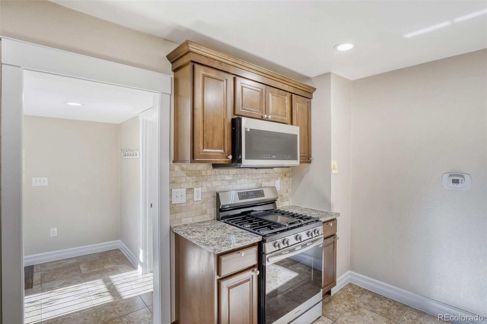 MLS Image #3 for 3639 s bannock street,englewood, Colorado