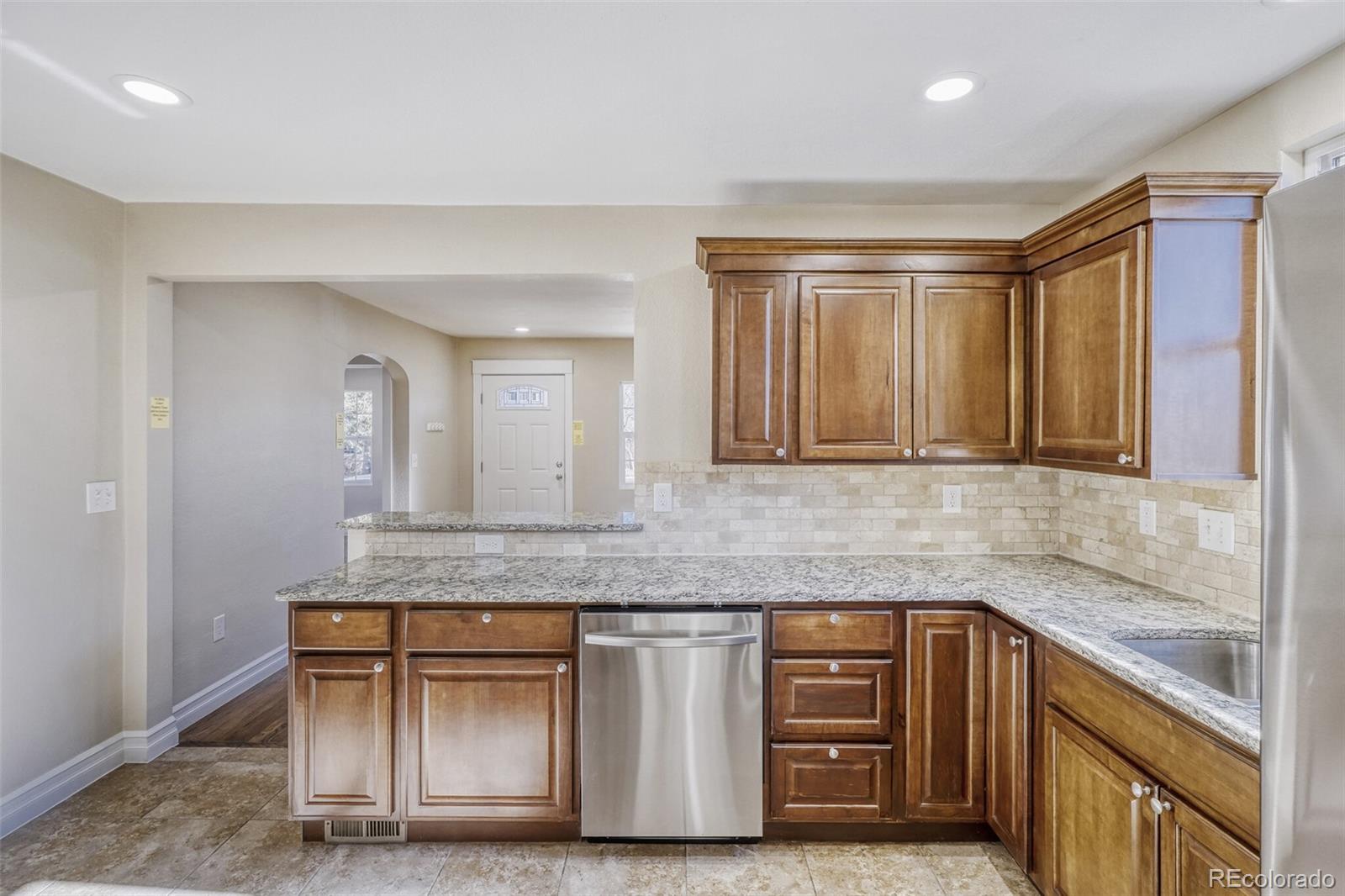 MLS Image #4 for 3639 s bannock street,englewood, Colorado