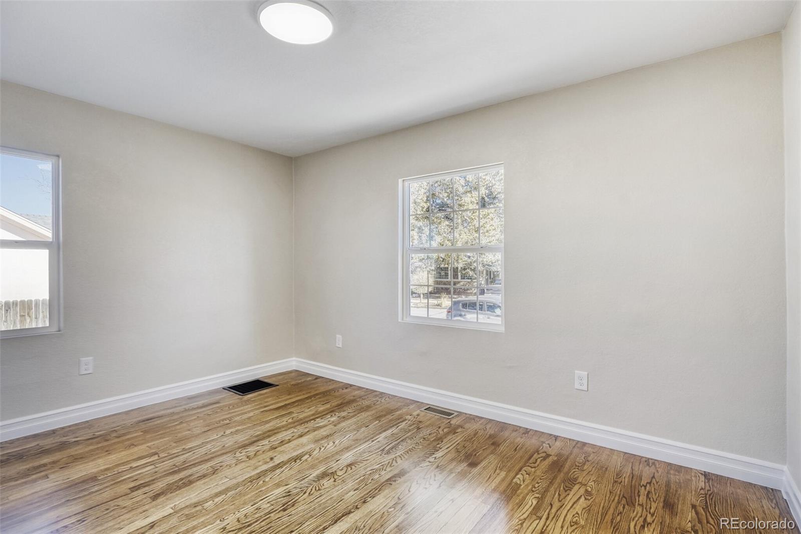MLS Image #8 for 3639 s bannock street,englewood, Colorado