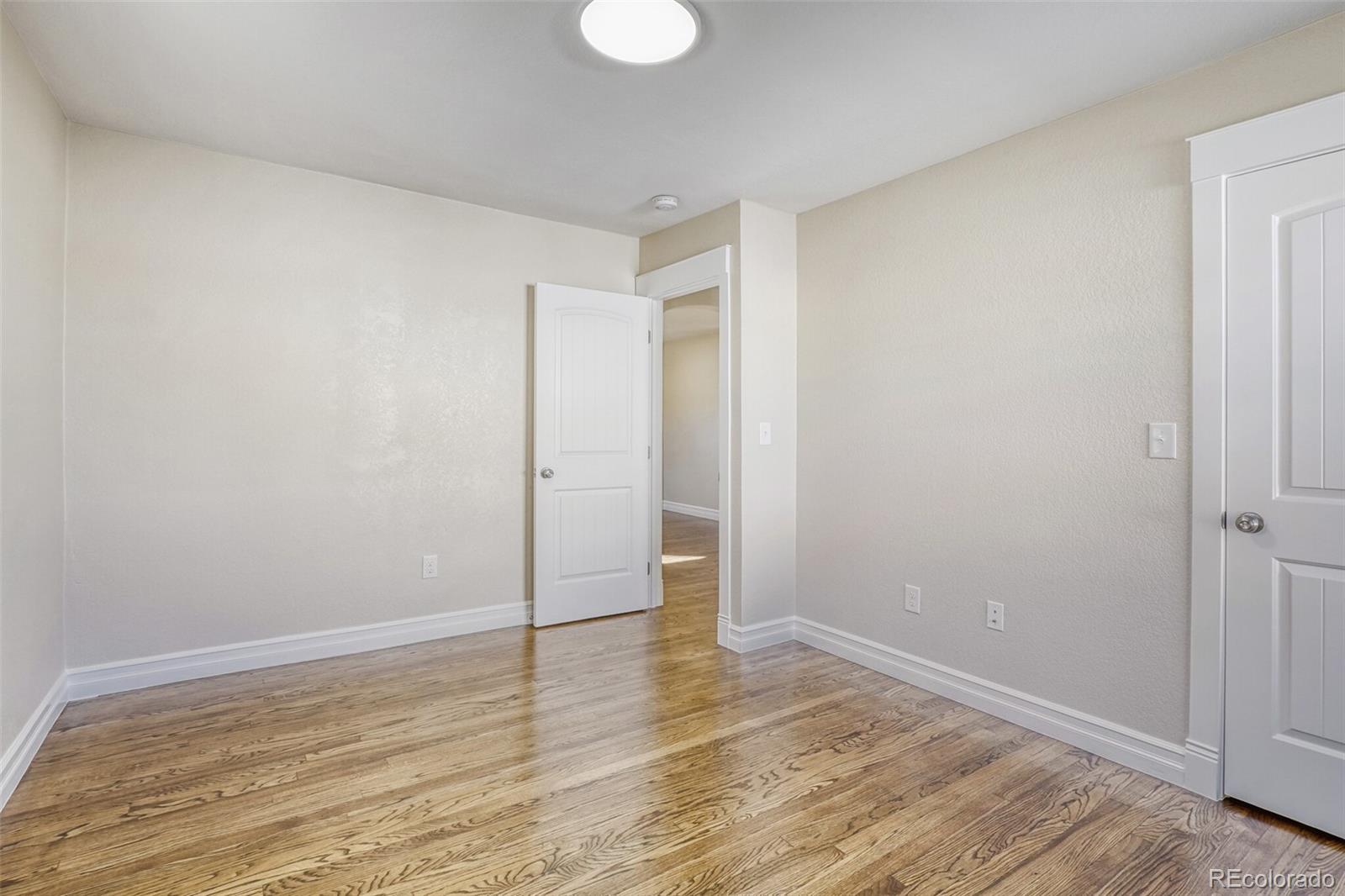 MLS Image #9 for 3639 s bannock street,englewood, Colorado