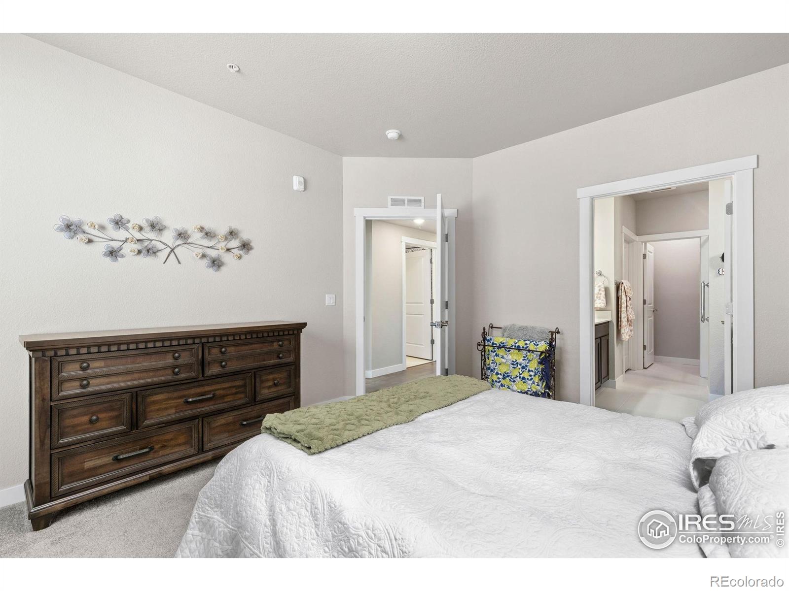 MLS Image #12 for 330  high point drive,longmont, Colorado
