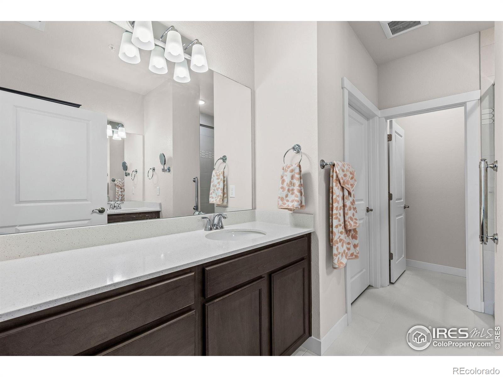 MLS Image #14 for 330  high point drive,longmont, Colorado