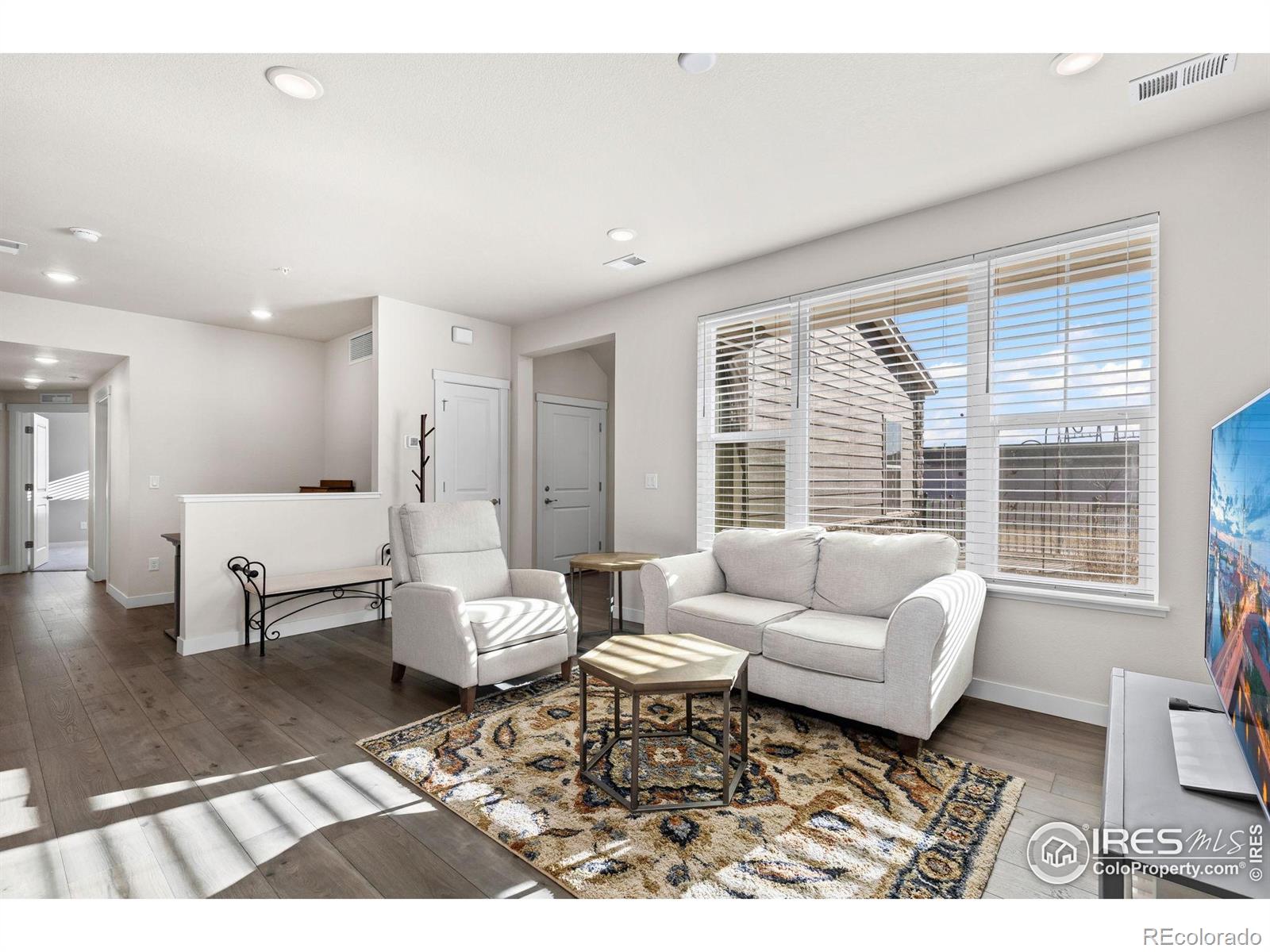 MLS Image #4 for 330  high point drive,longmont, Colorado