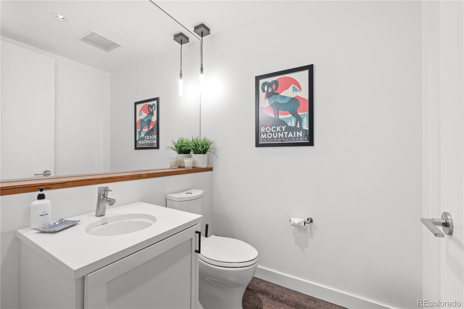 MLS Image #19 for 1750  wewatta street 727,denver, Colorado
