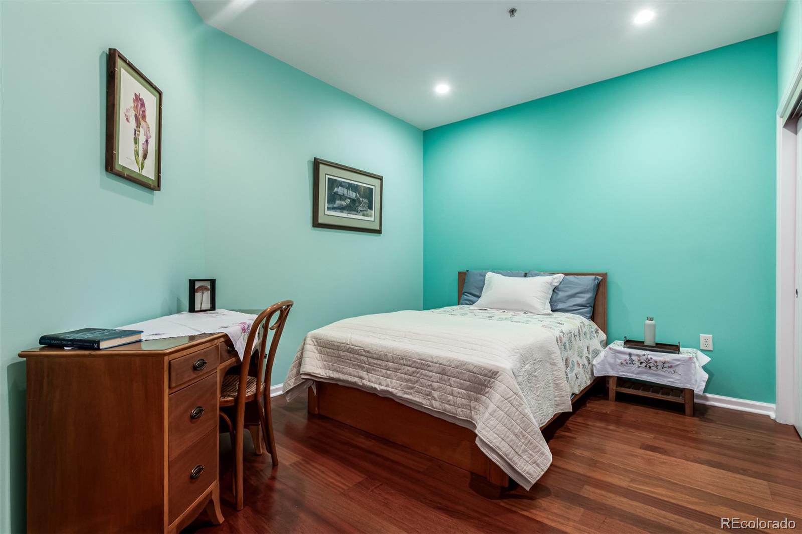 MLS Image #20 for 975 n lincoln street,denver, Colorado