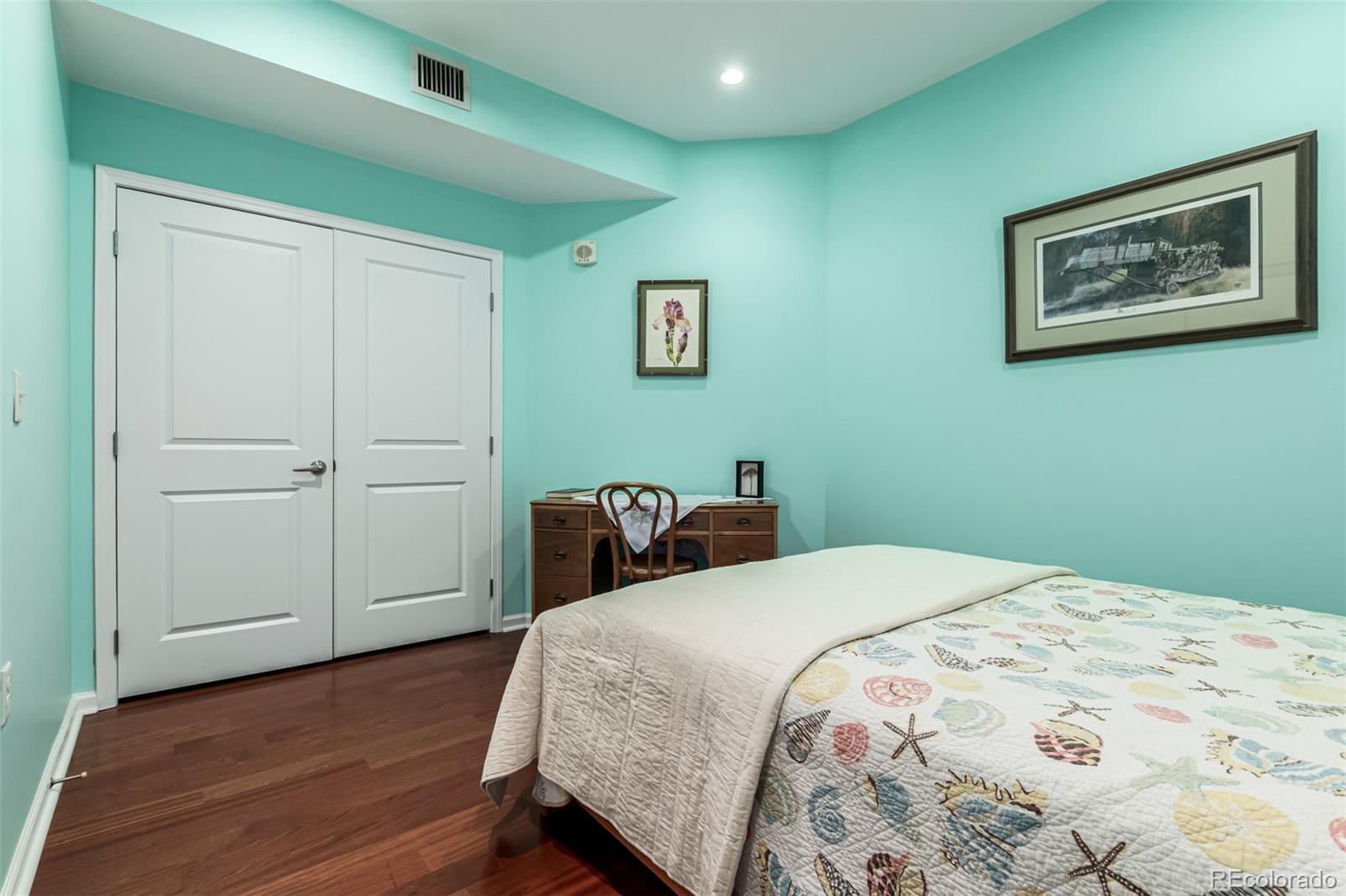 MLS Image #21 for 975 n lincoln street,denver, Colorado