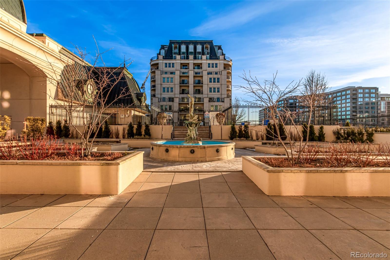 MLS Image #28 for 975 n lincoln street,denver, Colorado