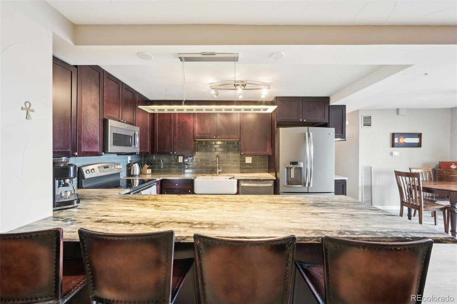 MLS Image #11 for 2  adams street,denver, Colorado