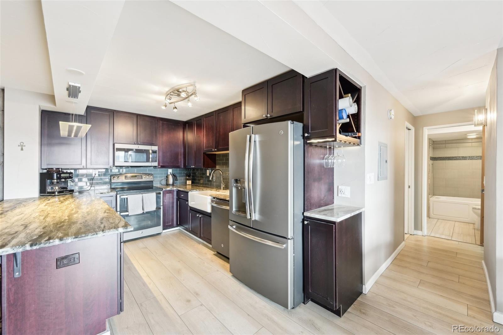 MLS Image #12 for 2  adams street,denver, Colorado