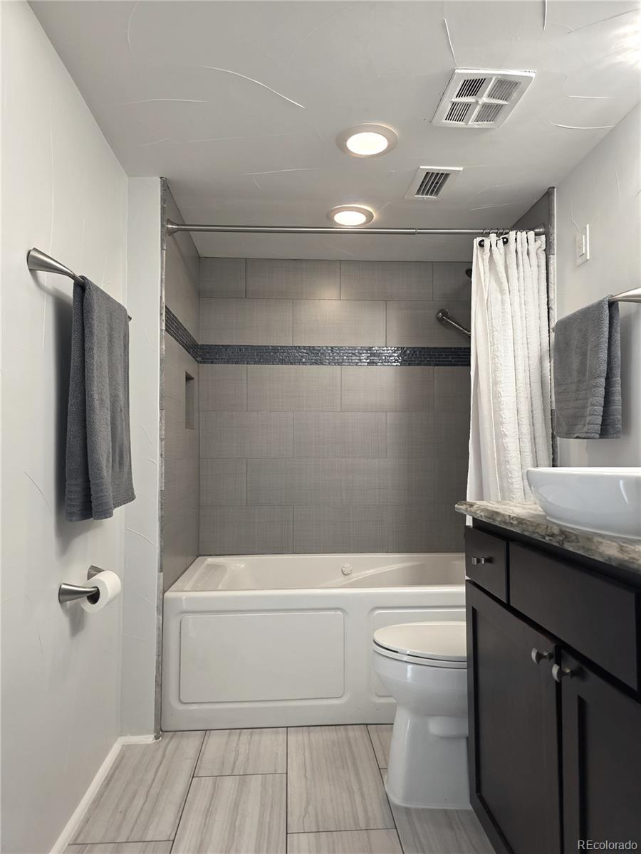 MLS Image #22 for 2  adams street,denver, Colorado