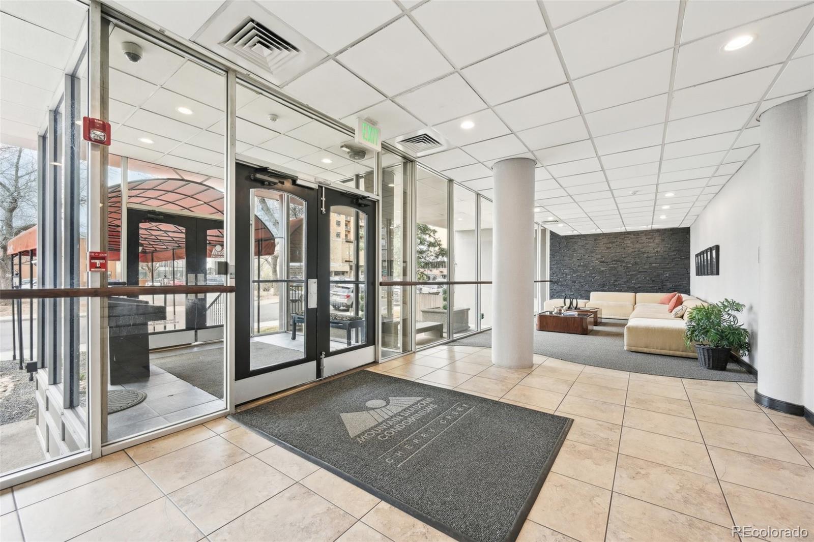 MLS Image #39 for 2  adams street,denver, Colorado