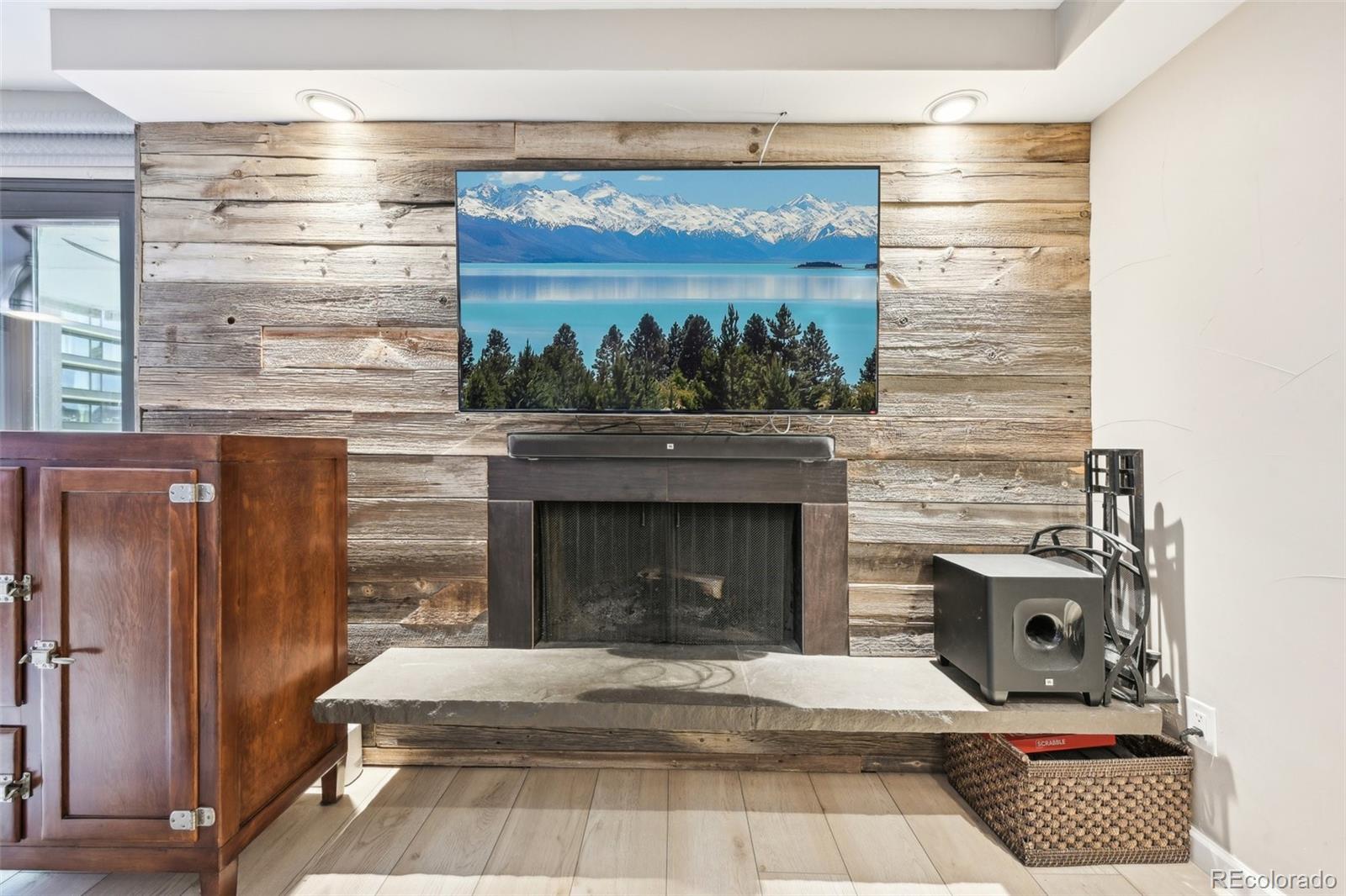 MLS Image #5 for 2  adams street,denver, Colorado