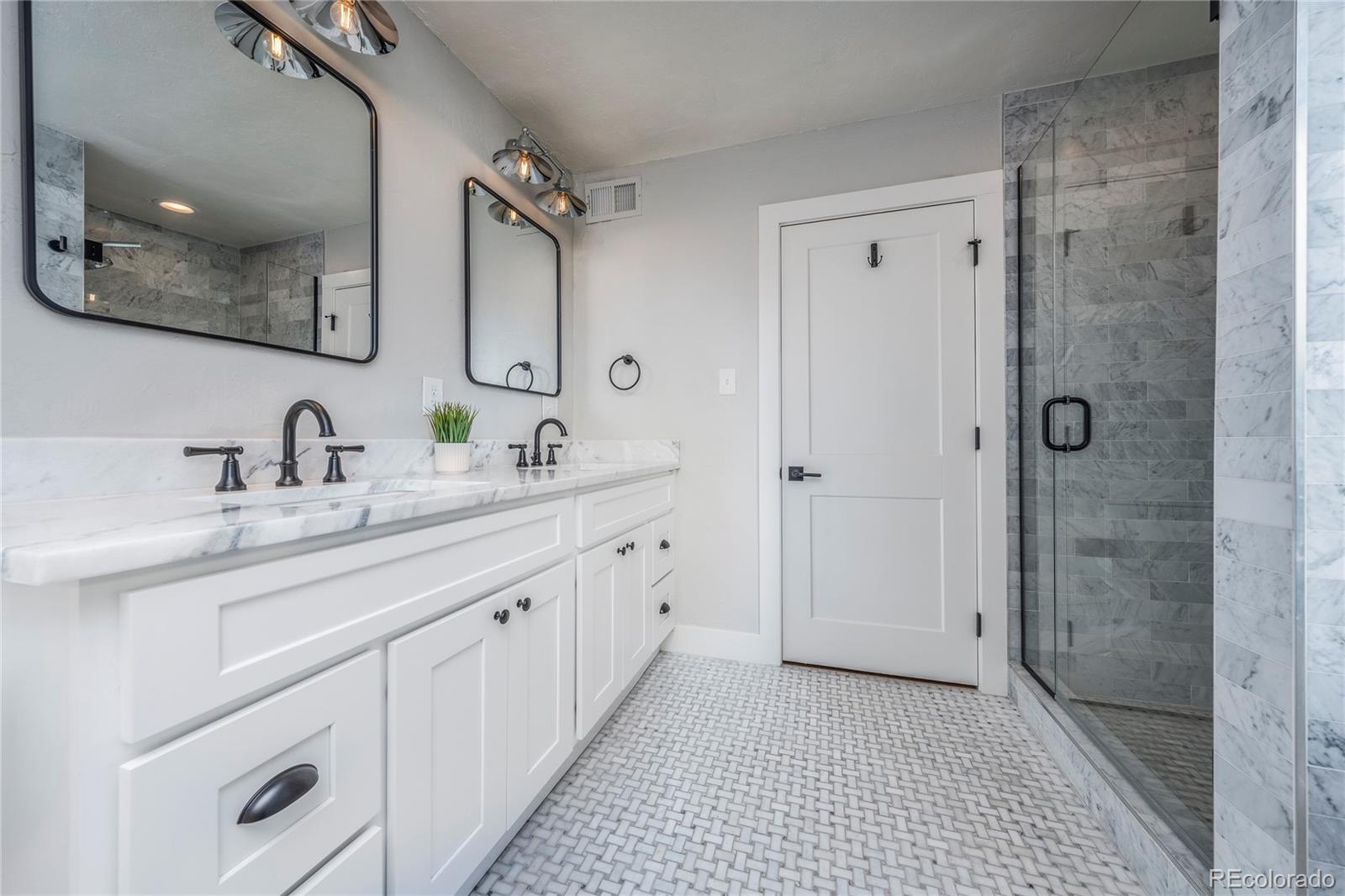 MLS Image #16 for 1367  monroe street,denver, Colorado