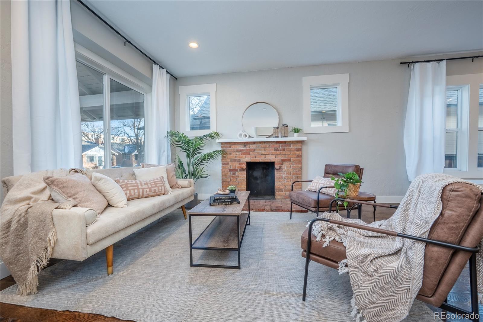MLS Image #3 for 1367  monroe street,denver, Colorado