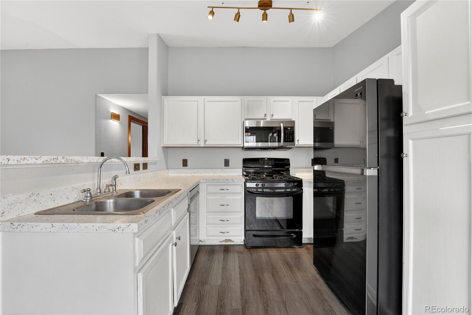 MLS Image #11 for 8406  pebble creek way,highlands ranch, Colorado
