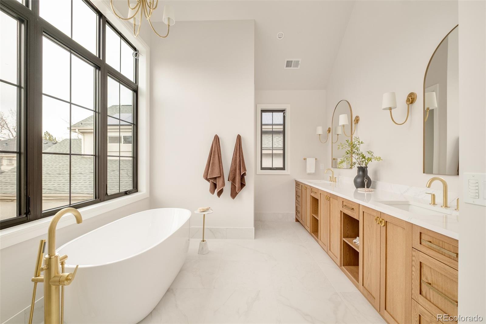 MLS Image #30 for 2485 s madison street,denver, Colorado