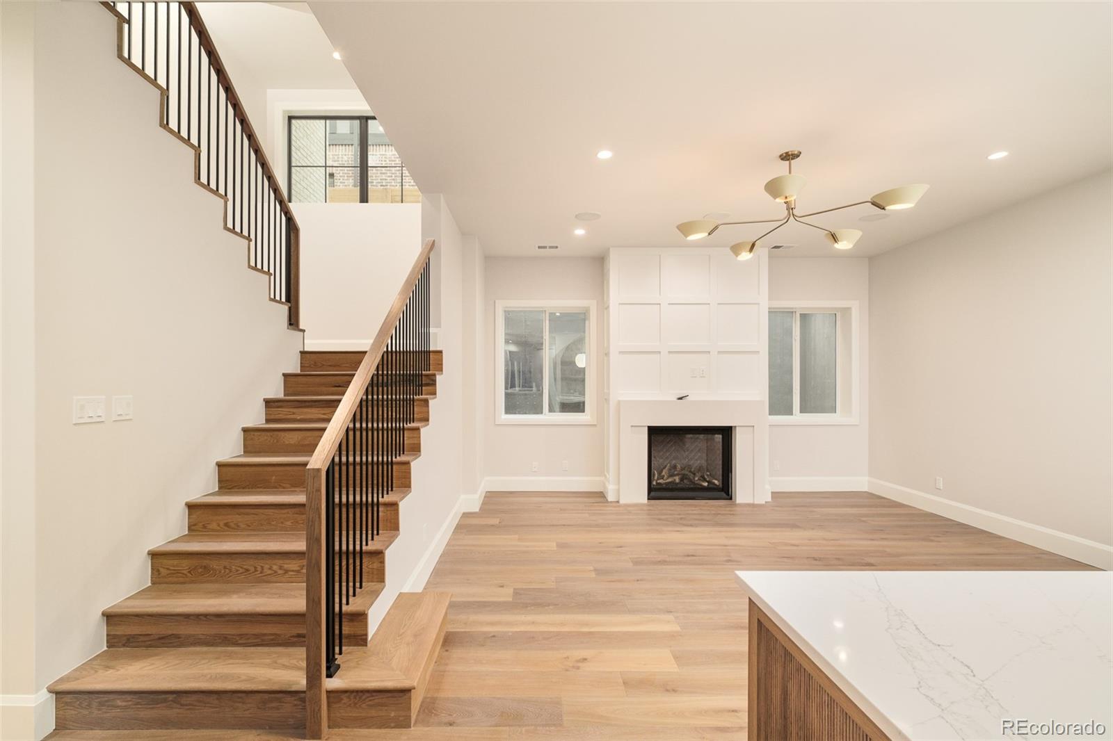 MLS Image #41 for 2485 s madison street,denver, Colorado